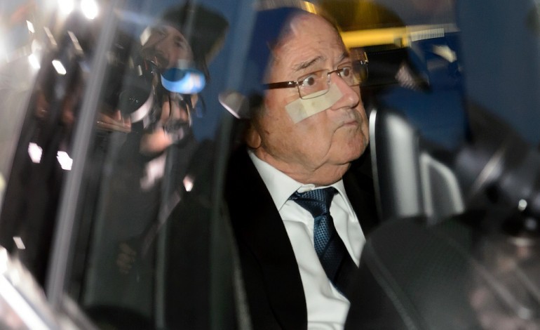 Zurich (AFP). Fifa: Blatter confiant, Poutine le voit en prix Nobel
