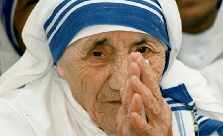 Rome (AFP). Le pape François autorise la canonisation de Mère Teresa