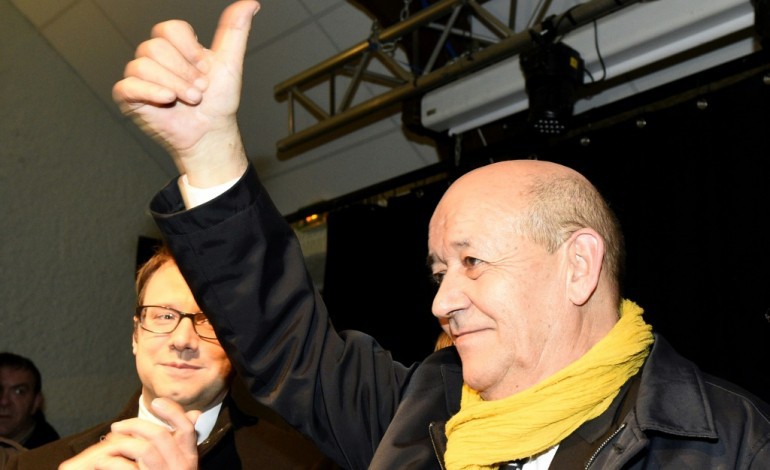 Paris (AFP). Jean-Yves Le Drian (PS) élu président de la région Bretagne