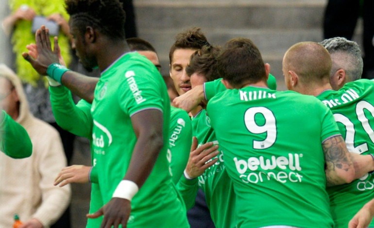 Saint-Étienne (AFP). Ligue 1: les Verts font chuter Angers de sa place de dauphin