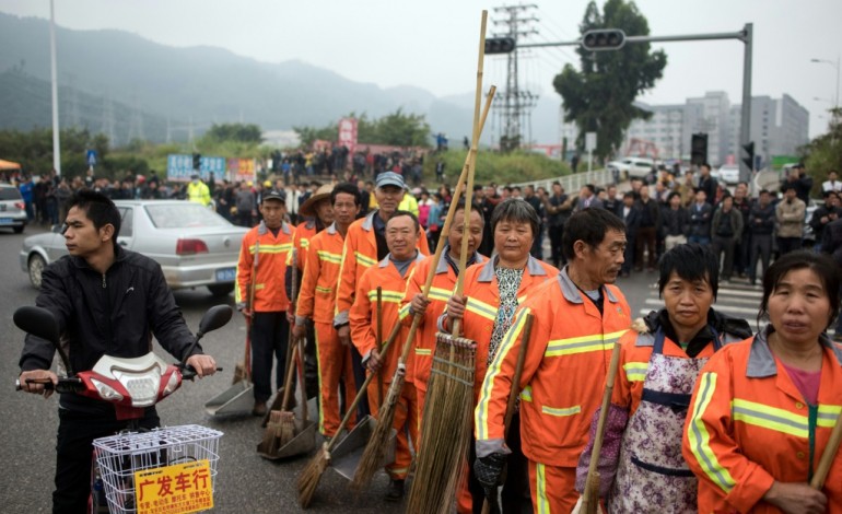 Shenzhen (Chine) (AFP). Glissement de terrain en Chine: le bilan s'alourdit à 91 disparus