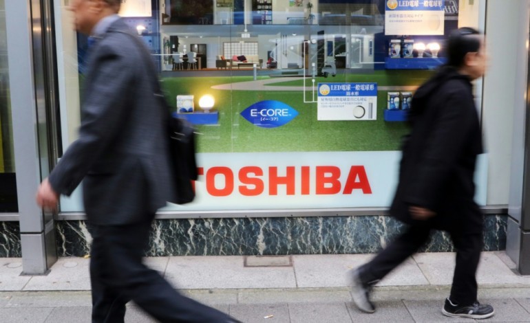 Tokyo (AFP). Toshiba supprime 6.800 emplois