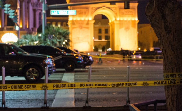 Las Vegas (Etats-Unis) (AFP). Une femme au volant fonce dans la foule à Las Vegas: au moins un mort et 26 blessés