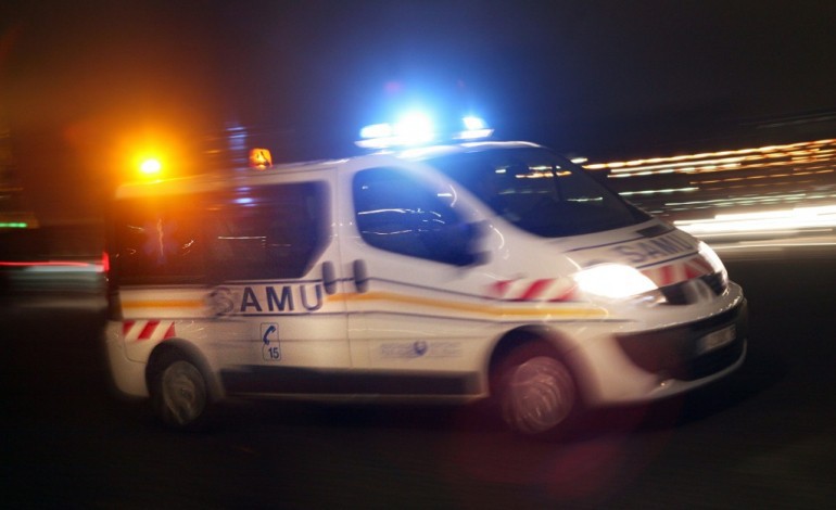 Nantes (AFP). Femme traînée par une voiture à Nantes: les trois suspects déférés 