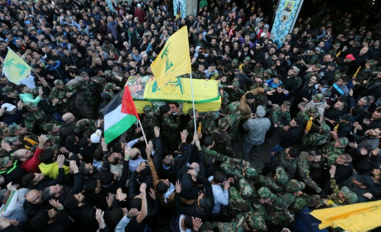 Beyrouth (AFP). Le Hezbollah enterre son martyr, accuse Israël promet de riposter