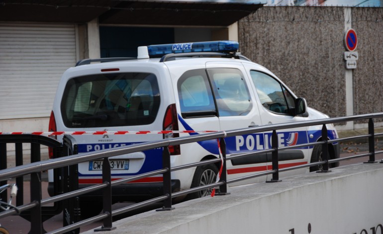Cinq mineurs interpellés pour tentative de vol par effraction près de Rouen