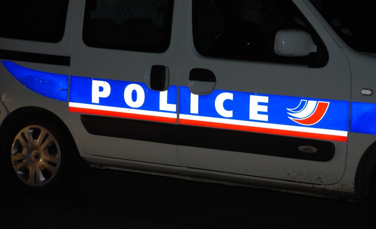 Double meurtre à Rouen : 700 personnes rendent hommage aux victimes