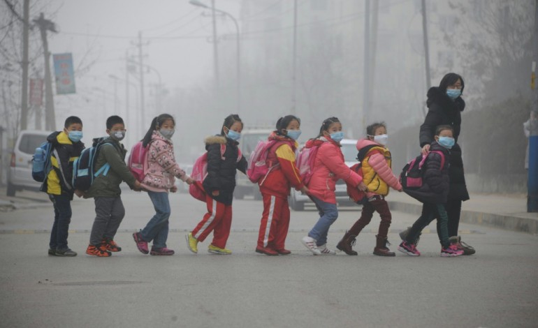 Pékin (AFP). Pollution en Chine: au moins 10 villes en alerte rouge