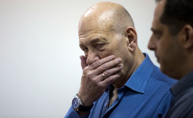 Jérusalem (AFP). Israël: prison confirmée pour corruption pour l'ex-Premier ministre Olmert 