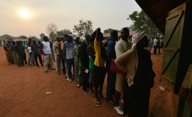 Bangui (AFP). Centrafrique: les citoyens votent avec ferveur pour retrouver la paix 