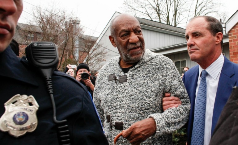 Elkins Park (Etats-Unis) (AFP). L'acteur américain Bill Cosby inculpé d'agression sexuelle, après des mois d'accusations