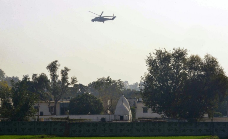 PATHANKOT (Inde) (AFP). Inde: fin d'ttaque d'islamistes présumés contre une base aérienne indienne proche du Pakistan 