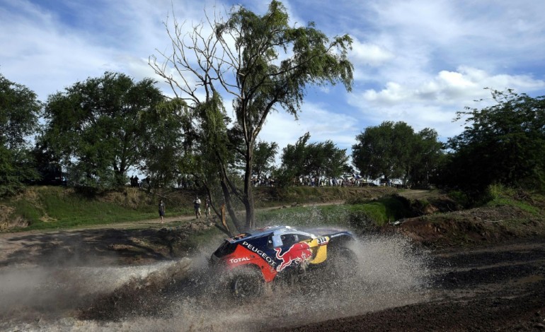 Thermes de Rio Hondo (Argentine) (AFP). Dakar: Loeb frappe fort, Peugeot au rendez-vous