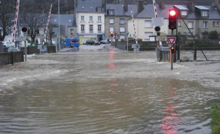 Inondations à Cherbourg : des SMS de pré-alerte