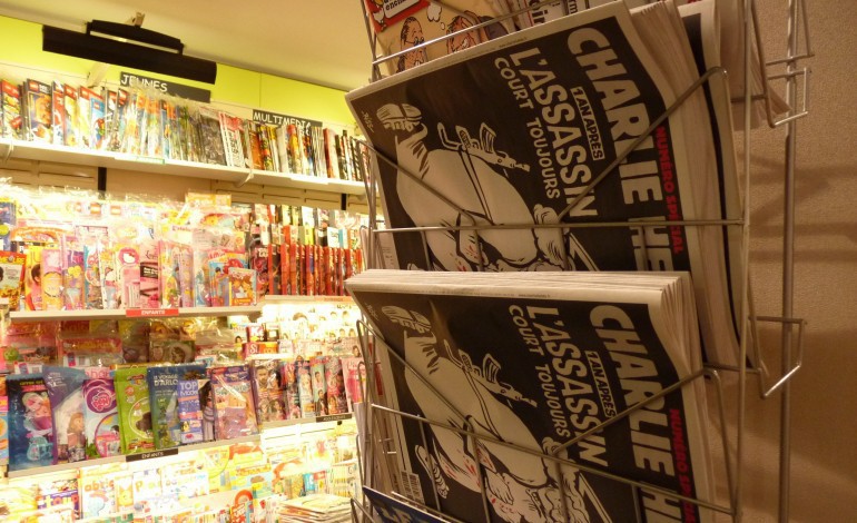 En kiosque, Charlie Hebdo a trouvé de nouveaux lecteurs