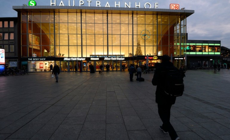 Cologne (Allemagne) (AFP). Allemagne: la peur gagne Cologne après les agressions du Nouvel An