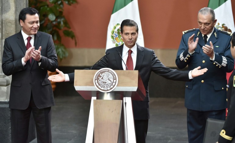Mexico (AFP). Après six mois de cavale, le baron de la drogue El Chapo sous les verrous