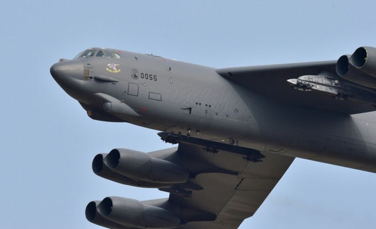 Base aérienne d'Osan (Corée du Sud) (AFP). Démonstration de force de Washington en Corée du Sud 