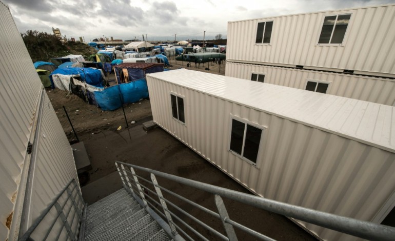 Calais (AFP). Calais: un camp en dur inauguré au sein de la Jungle