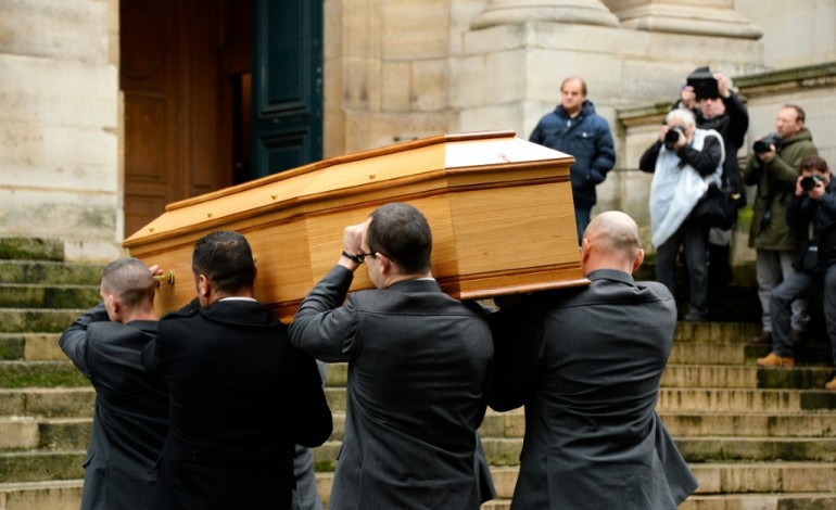 Paris (AFP). Le monde du spectacle dit adieu à Michel Galabru