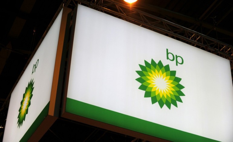 Londres (AFP). BP va supprimer au moins 4.000 postes face à la faiblesse des cours