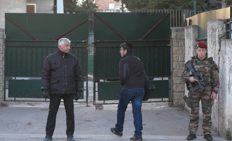 Marseille (AFP). Agression antisémite à Marseille: transfert du suspect, débat autour de la kippa