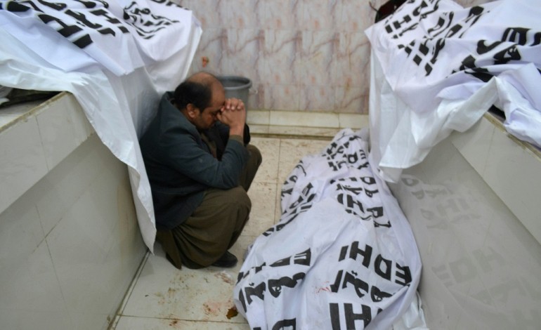 Quetta (Pakistan) (AFP). Pakistan: 15 morts dans un attentat contre un centre anti-polio 