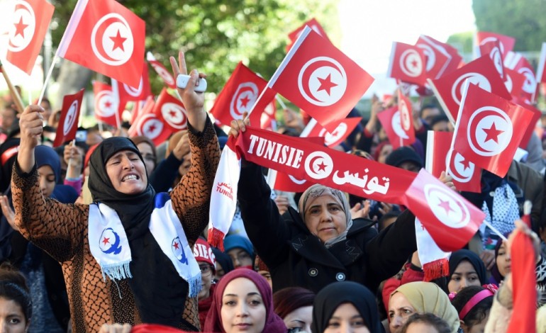 Tunis (AFP). La Tunisie, cinq ans après, marque sa révolution entre désillusion et fierté