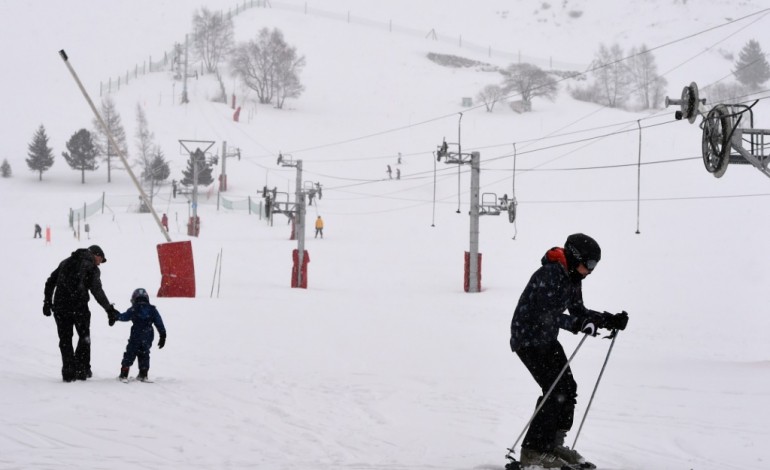 Grenoble (AFP). Deux Alpes: des skieurs sont passés au-dessus des élèves juste avant l'avalanche