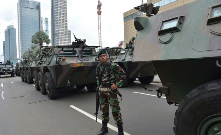 Jakarta (AFP). Indonésie: des assaillants identifiés après les attentats de Jakarta