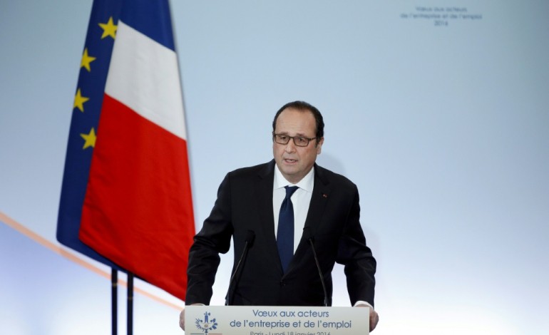 Paris (AFP). Chômage: Hollande mise sur son plan d'urgence et de nouveaux assouplissements des 35 heures