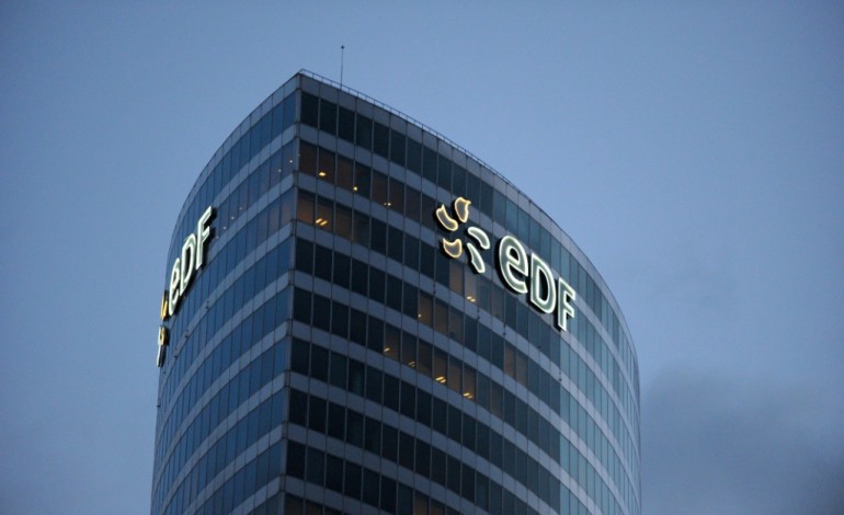 Paris (AFP). EDF va supprimer 3.350 postes sans licenciement d'ici 2018