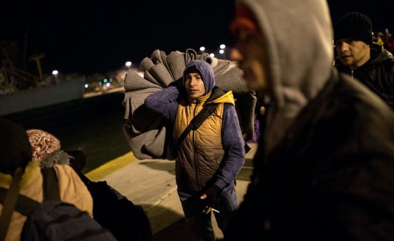 Amsterdam (AFP). Migrants: la Grèce sous pression pour mieux contrôler la frontière de l'UE