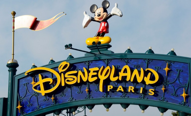Paris (AFP). Disneyland Paris: la compagne de l'homme armé a été interpellée