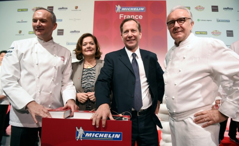 Paris (AFP). Le Michelin sacre Ducasse au Plaza Athénée et Le Cinq