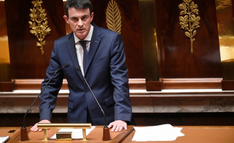 Paris (AFP). Révision constitutionnelle: Valls promet le principe de l'égalité 