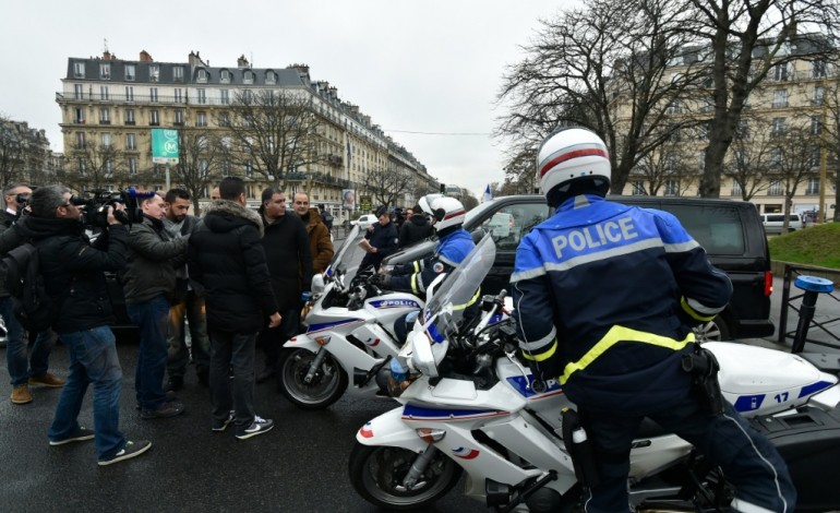 Paris (AFP). On ne va rien lâcher : des chauffeurs de plateformes VTC toujours mobilisés