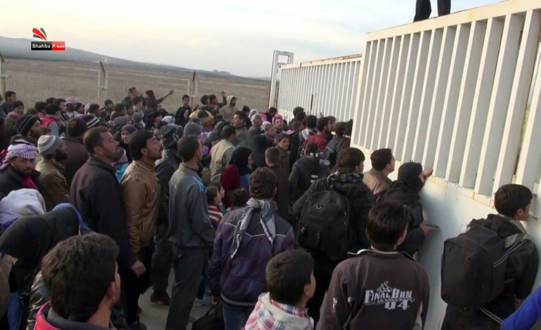 Beyrouth (AFP). Plus de 20.000 Syriens bloqués à la frontière turque