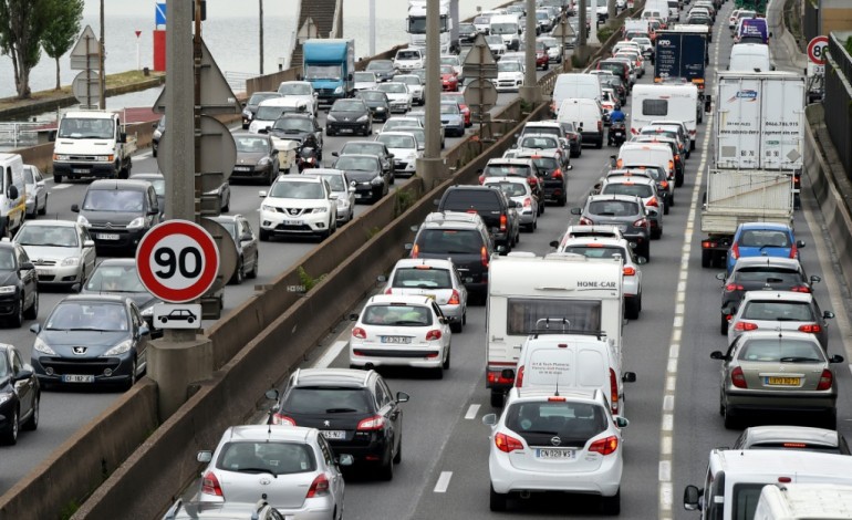 Lyon (AFP). Bouchons sur les routes et vents violents attendus dans la Loire et le Rhône 