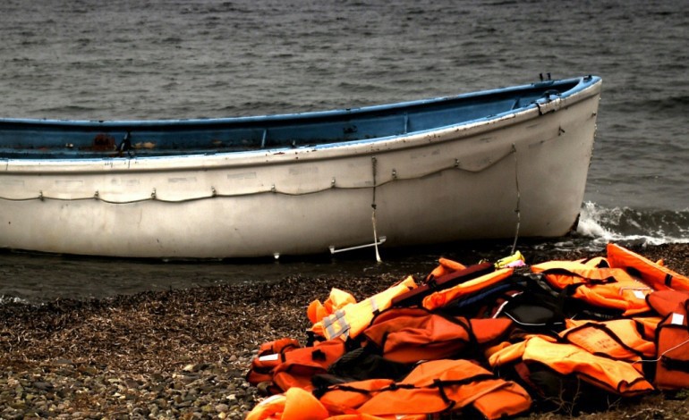 Lille (AFP). Migrants: quatre personnes qui voulaient rejoindre l'Angleterre en bateau sauvés in extremis