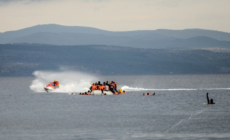 Ankara (AFP). Au moins 24 migrants, dont 11 enfants, tués dans un naufrage au large de la Turquie