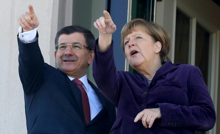Oncupinar (Turquie) (AFP). Migrants: Ankara et Berlin vont faire appel à l'Otan