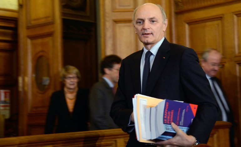 Paris (AFP). La Cour des comptes s'inquiète d'un possible dérapage des dépenses publiques en 2016