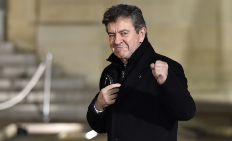 Paris (AFP). Mélenchon annonce sa candidature à l'élection présidentielle de 2017