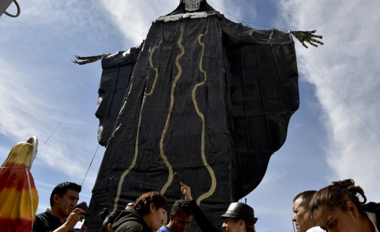 Tultitlán (Mexique) (AFP). Au Mexique, de plus en plus de dévots à la Santa Muerte