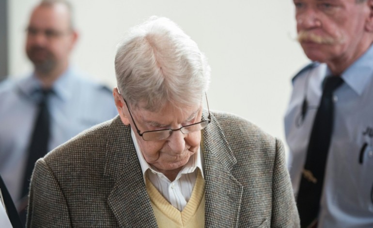 Detmold (Allemagne) (AFP). Allemagne: ouverture du procès d'un ancien garde d'Auschwitz