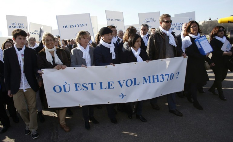 Paris (AFP). MH370: un proche des victimes françaises demande d'enquêter sur les passagers