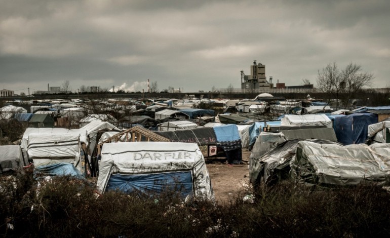 Calais (AFP). Calais: l'État veut accélérer le démantèlement de la Jungle