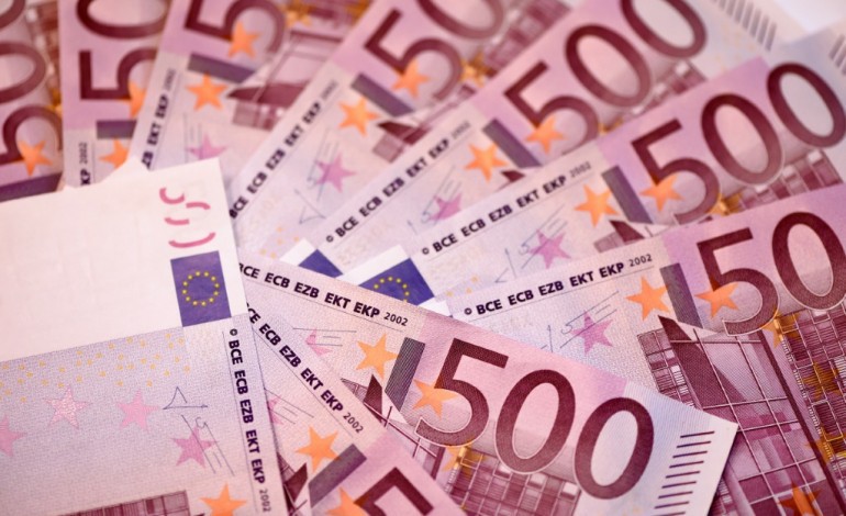 Bruxelles (AFP). Soupçonné d'aider les terroristes, le billet de 500 euros pourrait disparaître