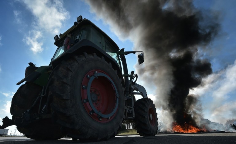 Paris (AFP). Crise agricole: le gouvernement accentue la pression sur la grande distribution